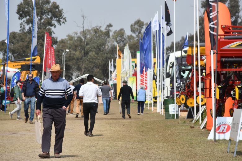 Más de 20 mil personas visitaron la jornada inaugural de la Rural 