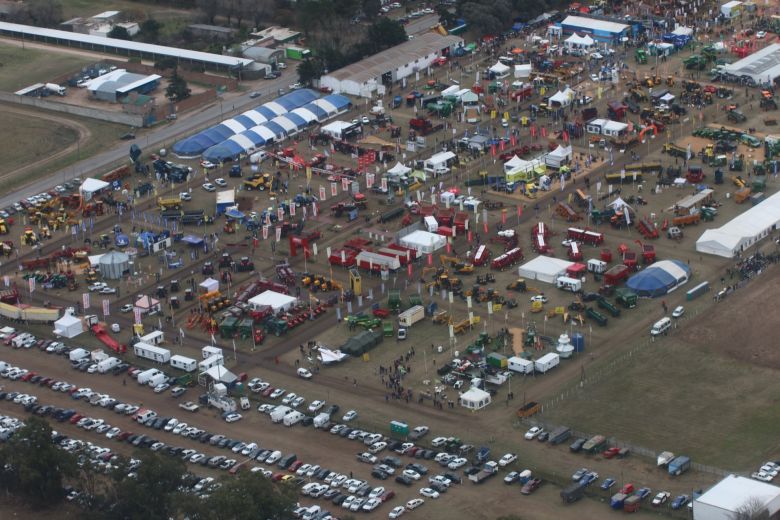 Sobrevolando la 89 Exposición Rural de Río Cuarto