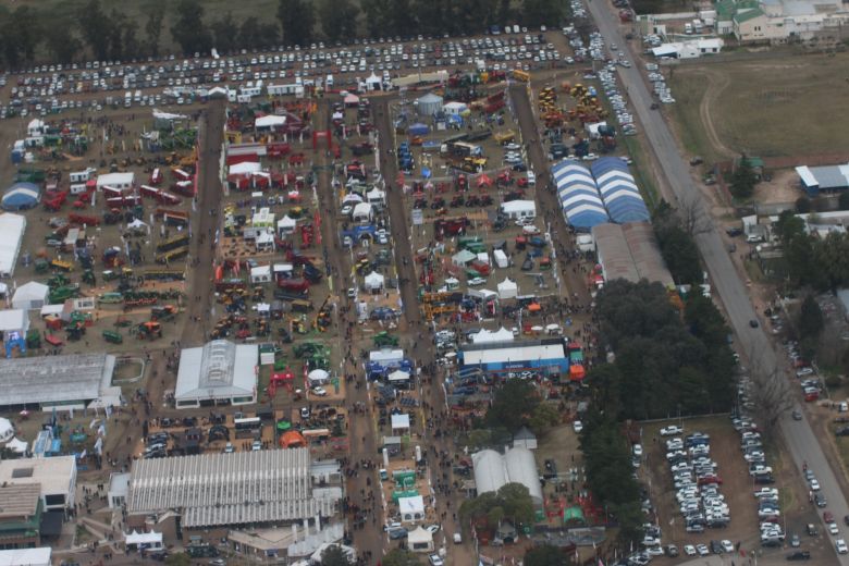 Sobrevolando la 89 Exposición Rural de Río Cuarto