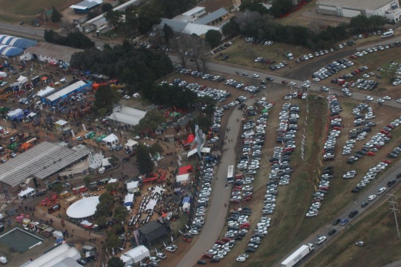 Sobrevolando la 89 Exposición Rural de Río Cuarto