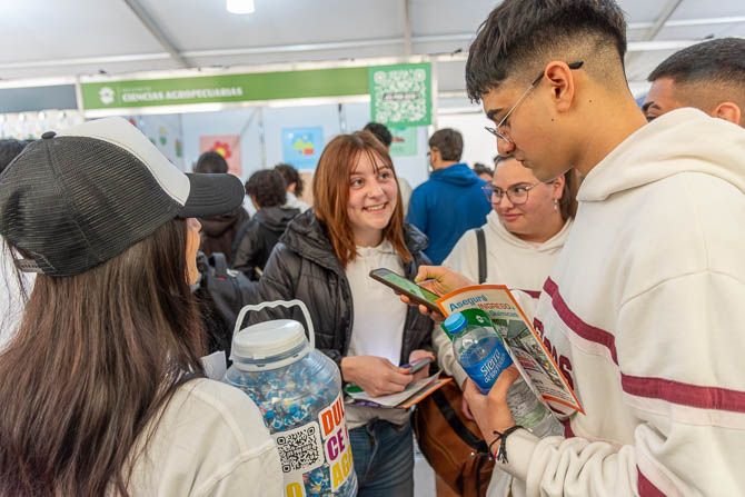 Miles de jóvenes ya habitan Ciudad Universitaria en la apertura de la Muestra de Carreras