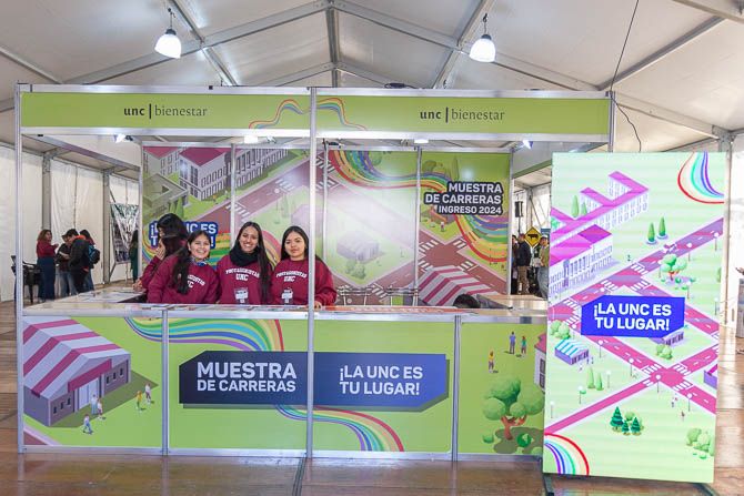 Miles de jóvenes ya habitan Ciudad Universitaria en la apertura de la Muestra de Carreras