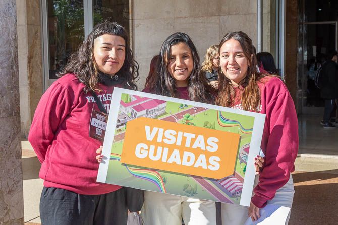 Miles de jóvenes ya habitan Ciudad Universitaria en la apertura de la Muestra de Carreras