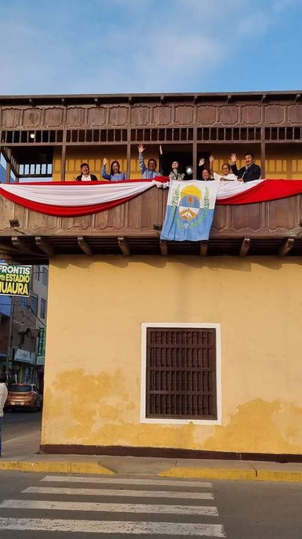 Una maestra argentina se convirtió en la primera mujer en cruzar seis veces los Andes