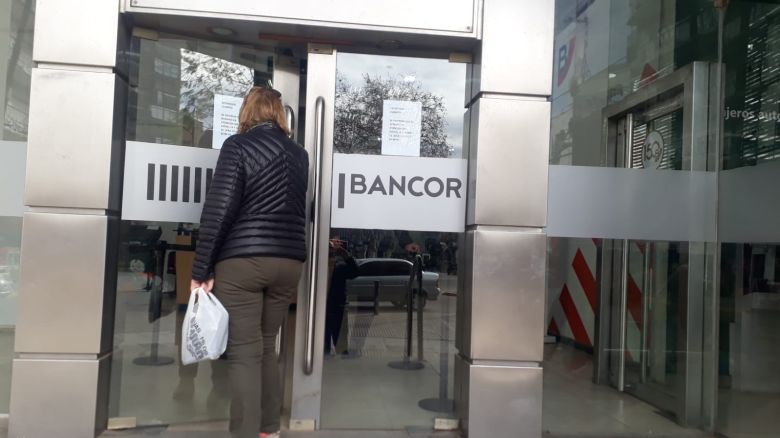 La atención en el Banco de Córdoba estará restringida este viernes en las últimas tres horas de atención al público