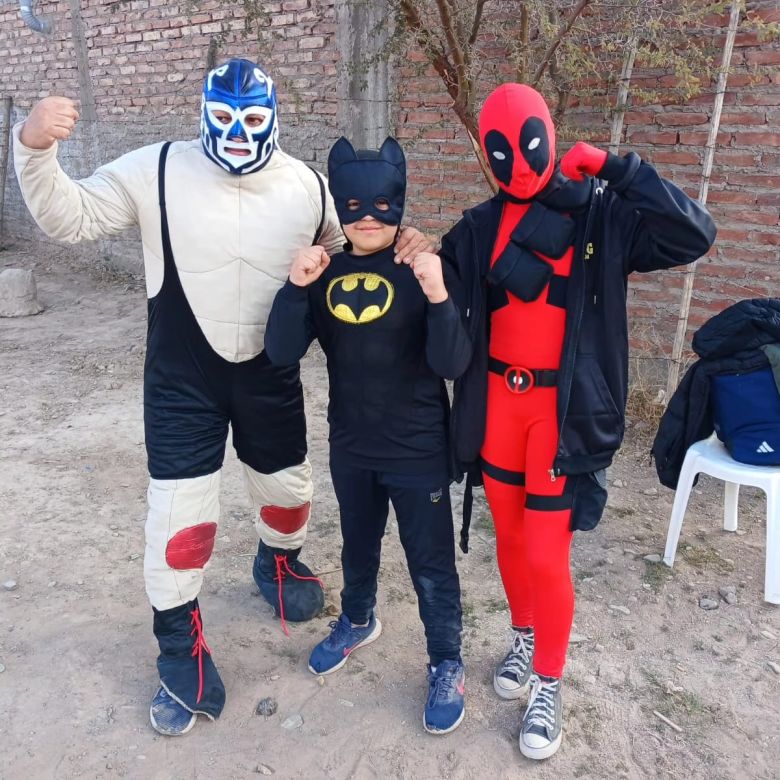 Tras tocar fondo, logró salir de las drogas y fundó una escuela de boxeo