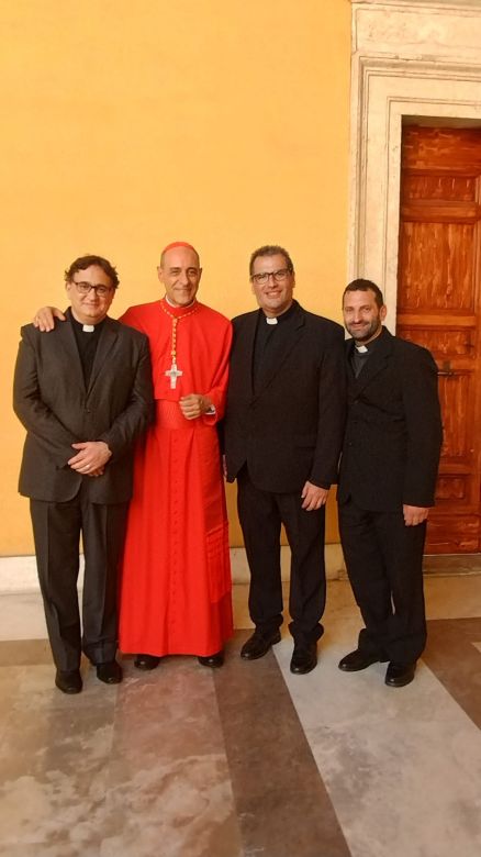 "El Papa es una persona de profundidad espiritual que te dedica todo el tiempo como un abuelo"