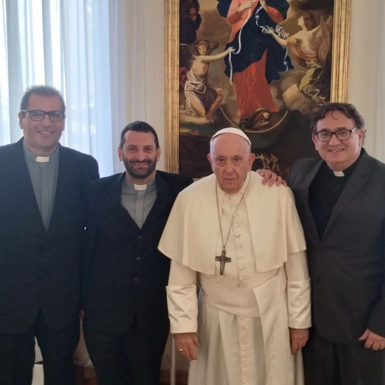 "El Papa es una persona de profundidad espiritual que te dedica todo el tiempo como un abuelo"