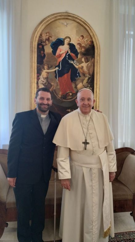 "El Papa es una persona de profundidad espiritual que te dedica todo el tiempo como un abuelo"