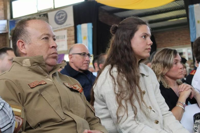 Quedó formalmente inaugurada la muestra de Adelia María y hubo un fuerte pedido de reglas claras al próximo presidente