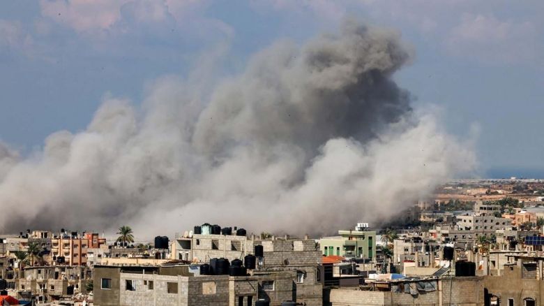 Bombardeo israelí a un hospital en la Franja de Gaza: hay al menos 200 muertos