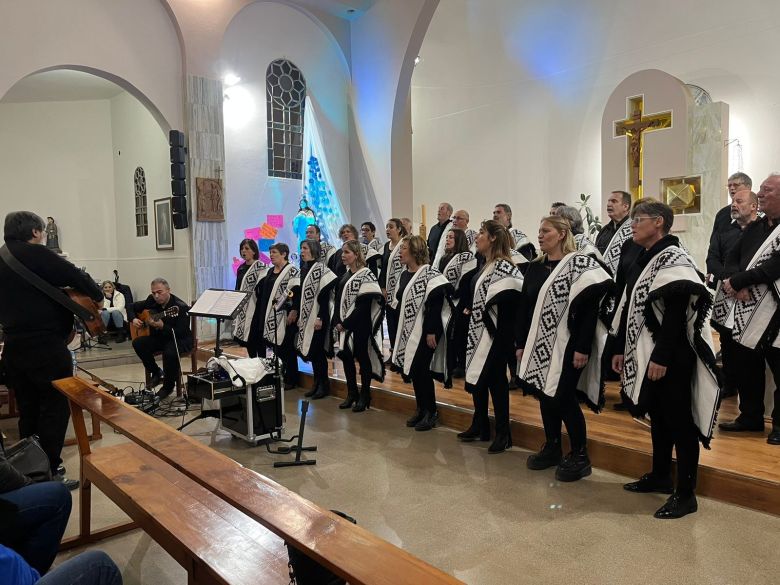 Voces del sur de Córdoba que integran La Coralía del Viento, actuarán en un encuentro latinoamericano en Panamá