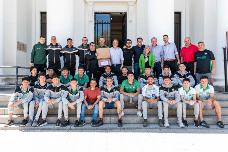 El intendente recibió a los integrantes de Banda Norte tras su ascenso en la Liga Regional de Fútbol 