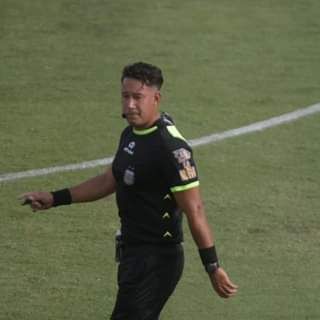 Nelson Sosa el árbitro de Estudiantes y Mitre