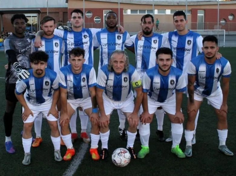 Robert Carmona, el futbolista más longevo del mundo