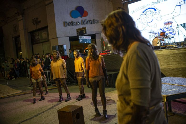 La Noche de los Museos se vivió a pleno en 20 espacios de la ciudad