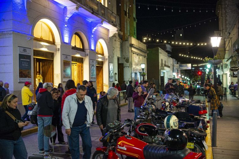 La Noche de los Museos se vivió a pleno en 20 espacios de la ciudad