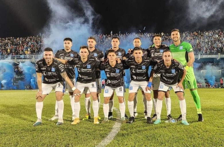 Estudiantes empató y jugará con Deportivo Maipú 