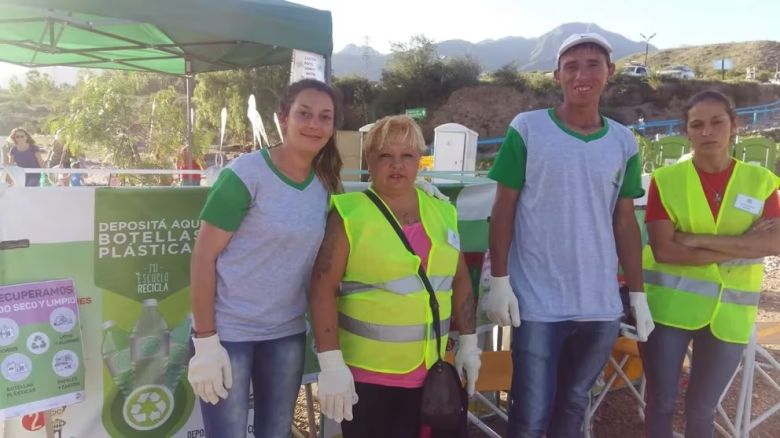 El ejemplo de una joven maestra que se puso de pie, una y otra vez frente a la adversidad