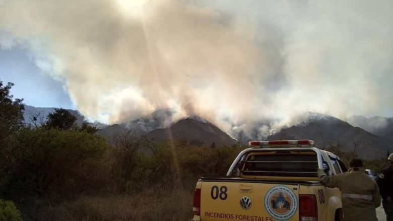 La lluvia está negada en San Luis y continúan los incendios