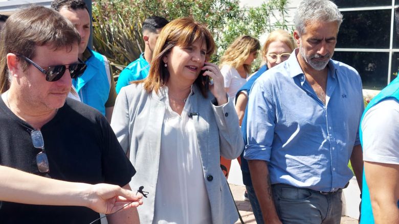 Bullrich votó y anunció que harán una presentación judicial por boletas adulteradas