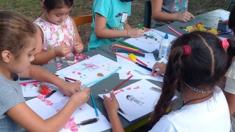 La Biblioteca Vagón “Reino del revés” invita a la inauguración de una placita integradora