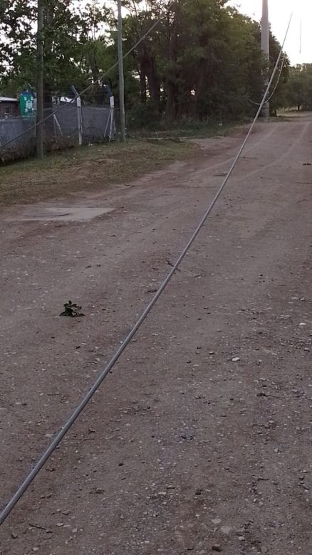 Grave temporal de viento y tierra arrasó en Villa Mercedes