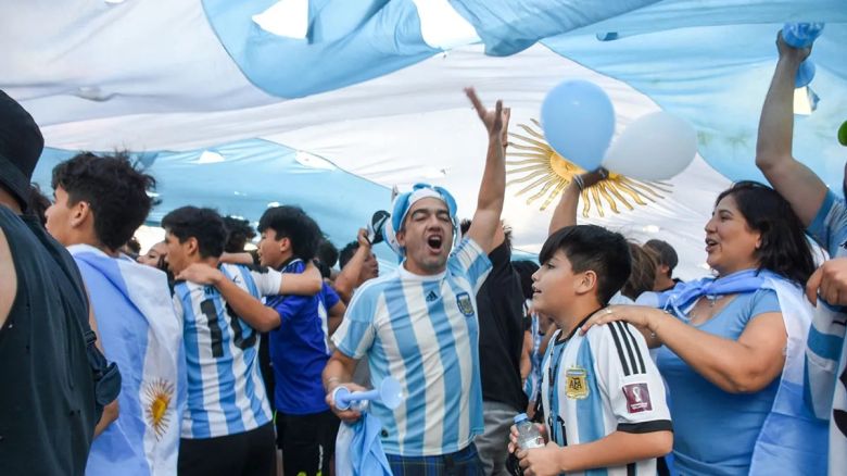 A un año de Argentina campeona del mundo en Qatar: los 10 recuerdos poco conocidos de la tercera estrella de la Selección