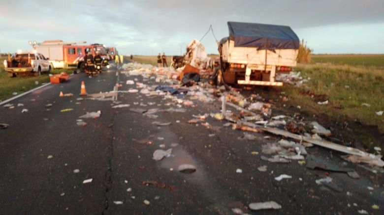 Grave accidente: choque frontal deja como saldo dos camioneros muertos en ruta 7