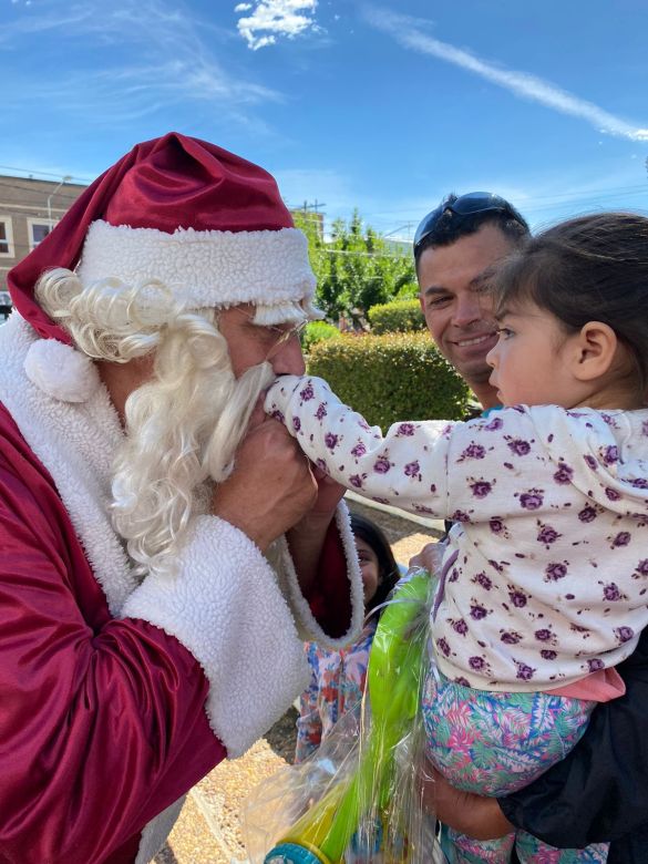 La Caravana de Papá Noel congregó la magia en la ciudad