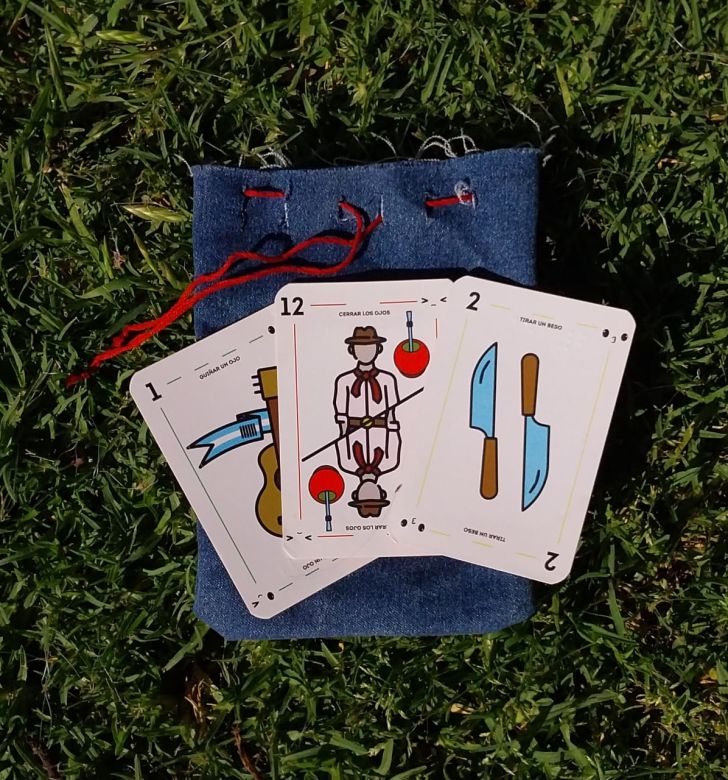 Rediseñaron las cartas de truco, convirtiéndolo en un innovador emprendimiento