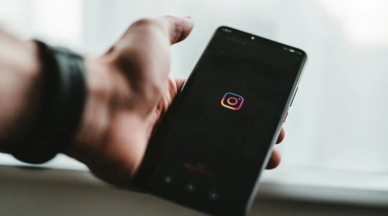 Instagram permitirá promocionar perfiles de terceros en las Historias