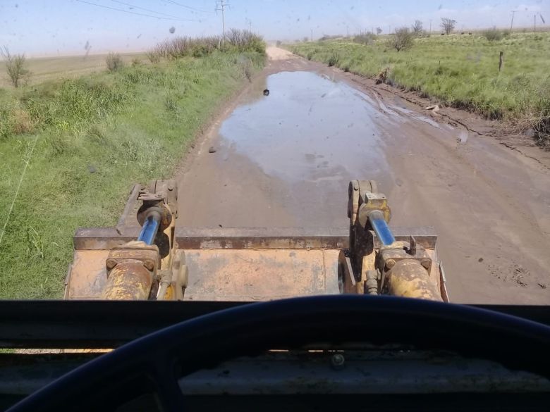 Los productores deben contener y sistematizar el agua dentro de sus campos 