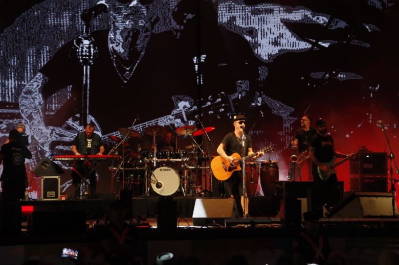 Día IV: La Beriso plantó la bandera del rock y la lluvia no pudo con los Tekis 