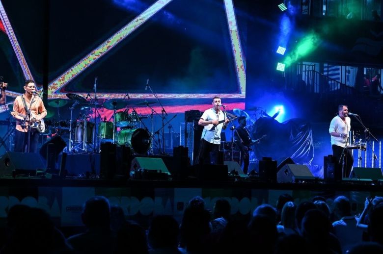 Día IV: La Beriso plantó la bandera del rock y la lluvia no pudo con los Tekis 