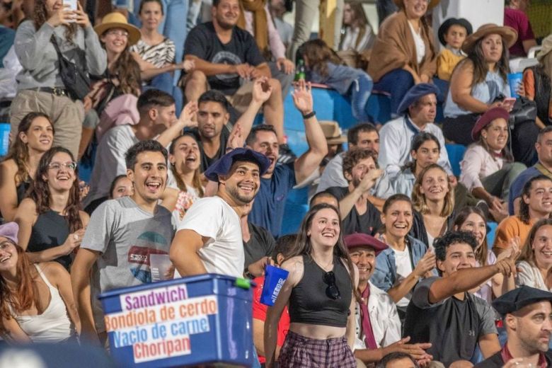 Día IV: La Beriso plantó la bandera del rock y la lluvia no pudo con los Tekis 