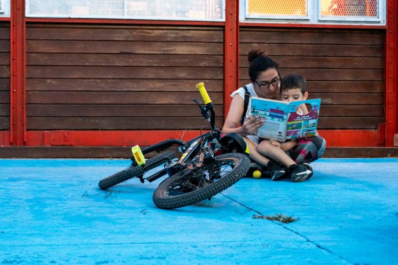 La Biblioteca Vagón Reino del Revés, un espacio en el Andino para visitar en vacaciones