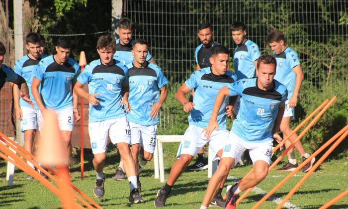 Árbitros confirmados para el debut de Estudiantes 