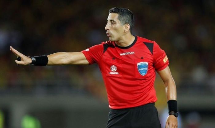 Yael Falcón Pérez será el arbitro del superclásico