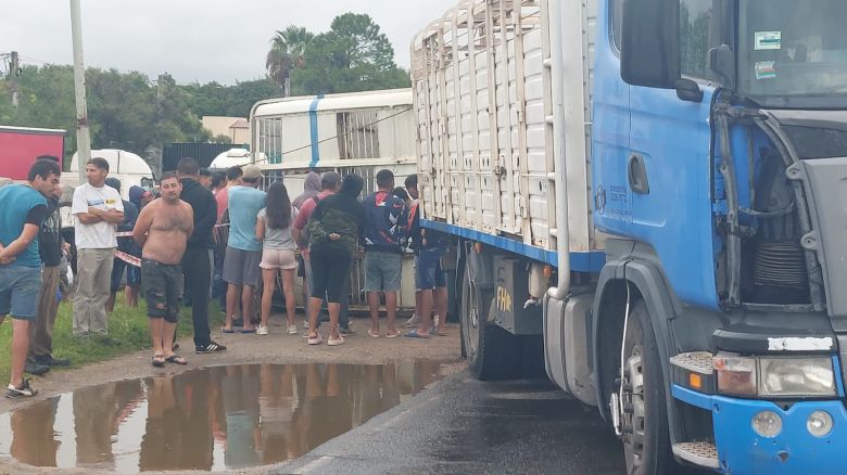  “Se cortaban entre ellos con los cuchillos”