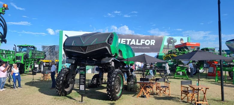 Metalfor deslumbró a Expoagro con la pulverizadora autónoma