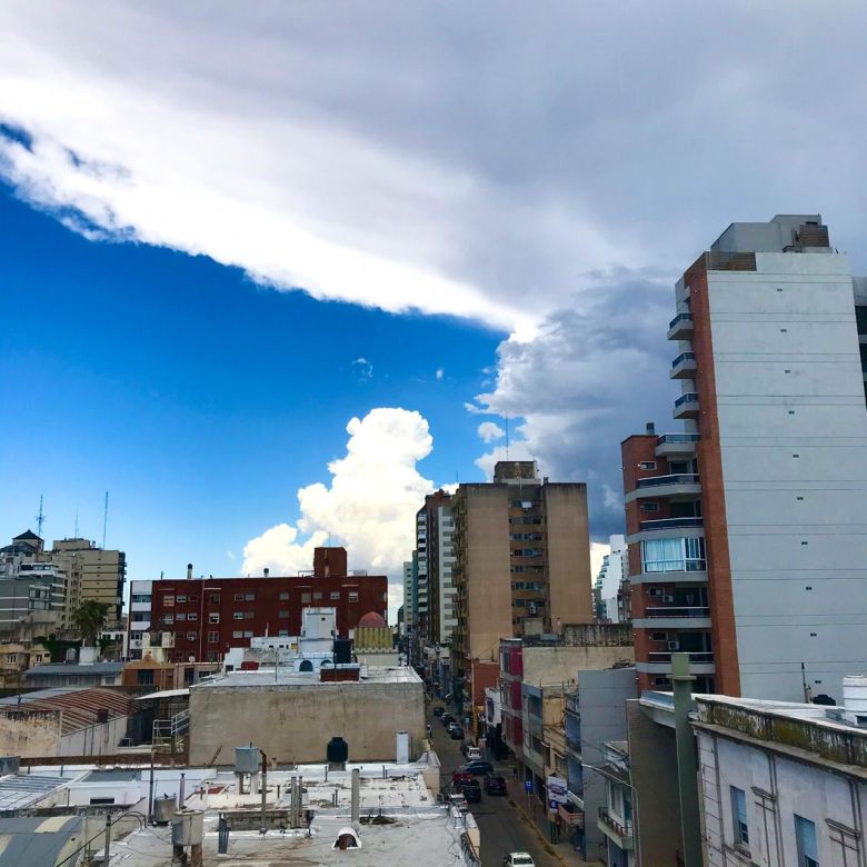 La semana se presenta con mucha inestabilidad, alta humedad y lluvia copiosa para el jueves 