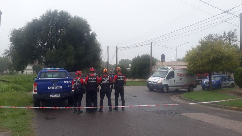 Tensión en Barrio Fénix: Un hombre amenazaba con quitarse la vida 