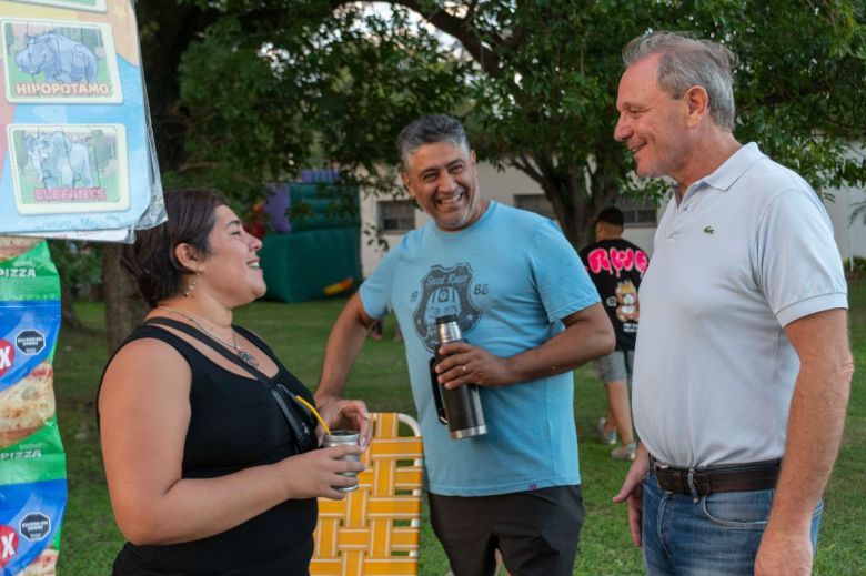 Llamosas y De Rivas habilitaron una sala cultural para las infancias en el Parque del Sur