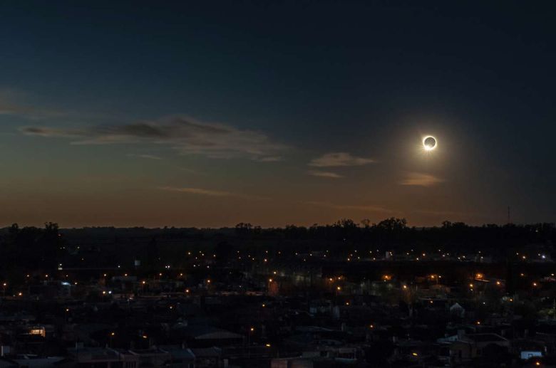 Los principales lugares desde los que se podrá ver el eclipse solar de abril