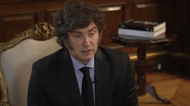 Javier Milei sobre el dólar: "No tiene ningún sentido acelerar la suba del tipo de cambio oficial"