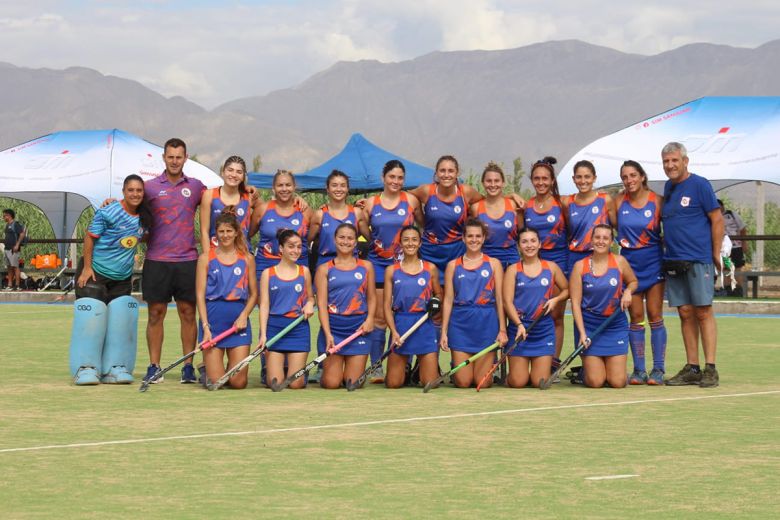 Gallo celebra el tercer puesto en el Regional E