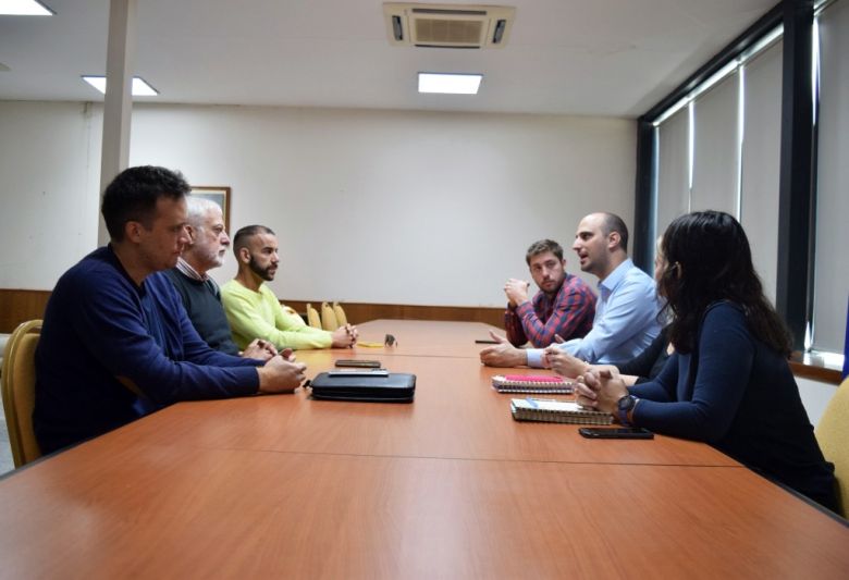 Río Cuarto adhirió al programa MANOS de la agencia Córdoba Joven