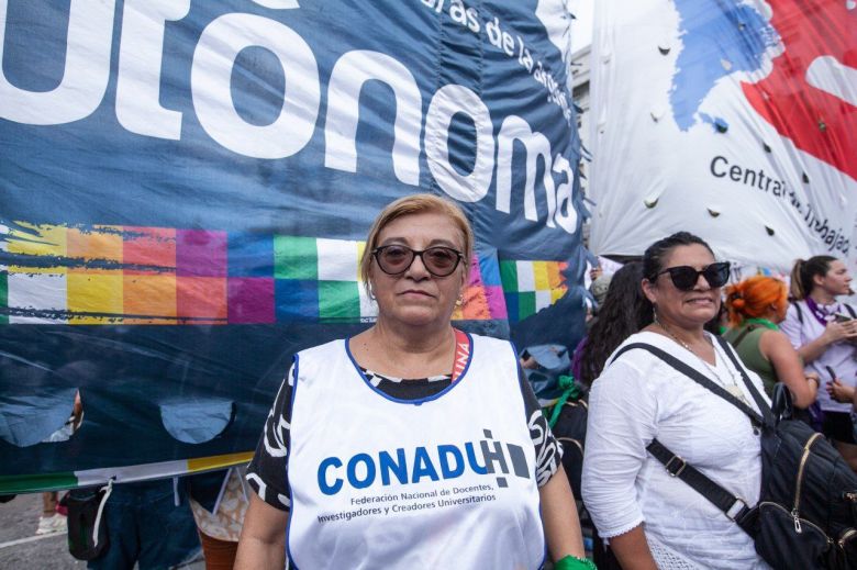 "La resolución del plenario es adherir al 9 de mayo"