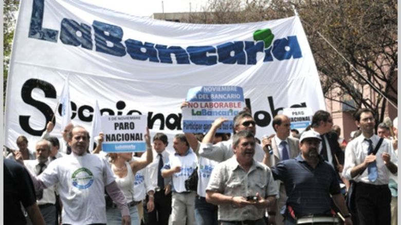 La Bancaria adhirió al paro general y paralizará sus actividades